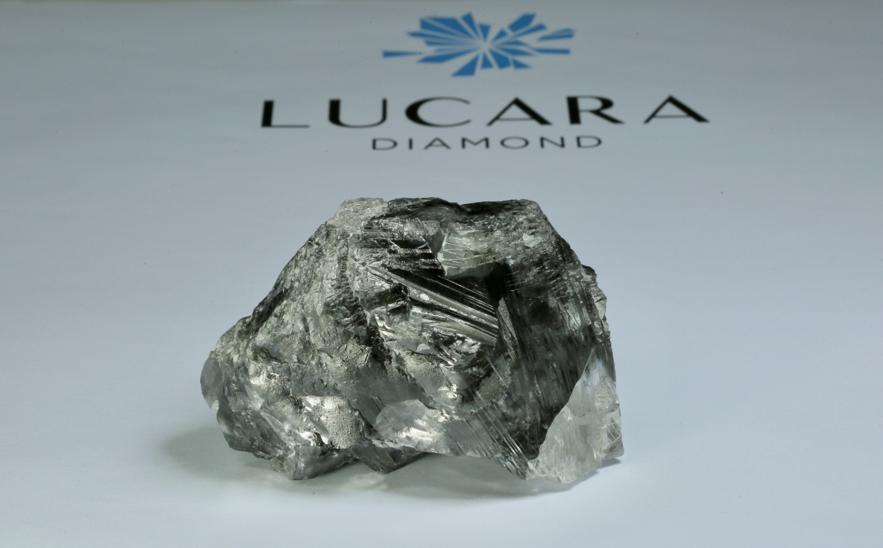 Lucara Diamond добыла алмаз весом 1174 карата